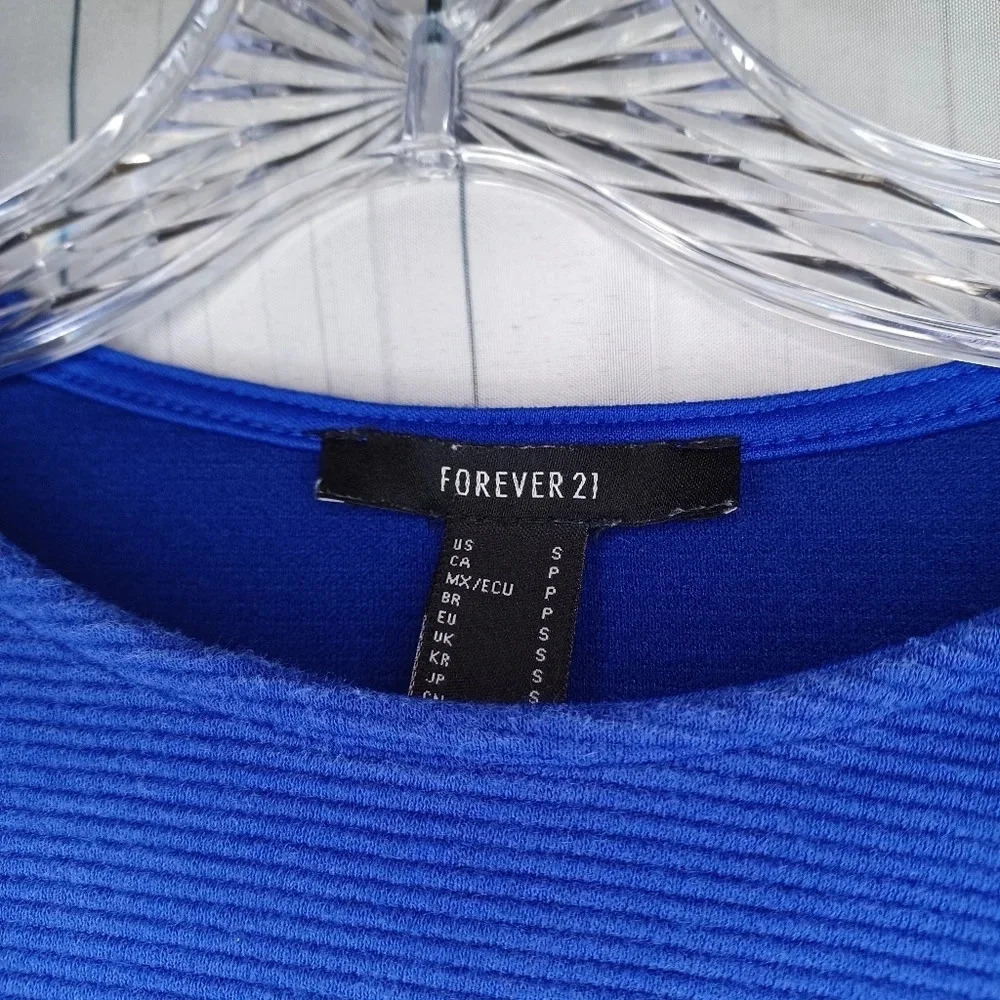 Forever 21 long sleeve blue ribbed cropped pullover casual loungewear top - Picture 2 of 6
